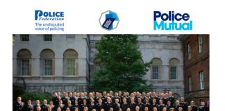 Off-duty officer honoured for arresting wanted double murderer despite stab injuries BraveryGroup2022