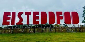 New speech and language boards to be unveiled by Hywel Dda at National Eisteddfod Eisteddfod Sign 002
