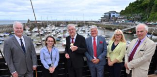 First Minister visits sunny Saundersfoot to celebrate Wales as top tourism spot FM4 scaled