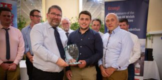 PEMBROKESHIRE STEALS LIME LIGHT AT FWGS AWARDS DINNER IMG 8608 scaled