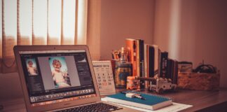 Freelancers face significant delay in being paid as businesses struggle with cashflow desk g46eaf0e41 1920