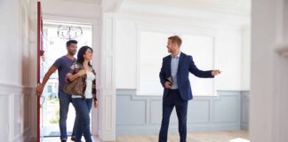 Experts Reveal 10 Essential Questions You Should Ask When Viewing A Property house viewing