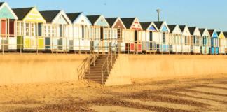 Health-threatening heatwaves to become more intense, warns Friends of the Earth Neath Port Talbot metofficegovuk heroLarge
