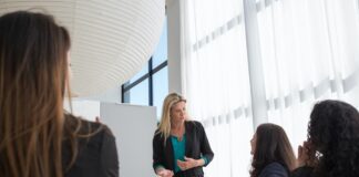 Almost 200,000 jobs supported by private capital in Wales and South West England pexels kampus production 8171200