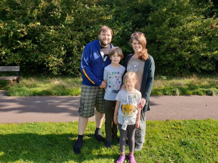 sneakingouttotheparkwiththefam
