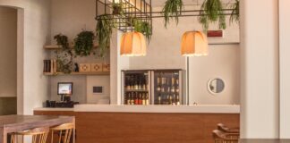 5 Luxury Items to Give Your Kitchen That Wow Factor hayffield l ADJf74pDLbc unsplash