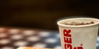 Burger King email error sparks 224% increase in searches for ‘scam emails’ worldwide – data safety experts share their top tips for spotting ‘phishing’ emails pexels momoland 7266167 min