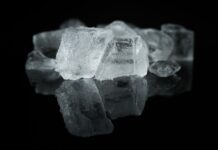 Sleep expert reveals how to keep your bedroom cool this summer pexels pixabay 434259 min scaled