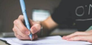 Custom Essay Writing: Its Pros and Cons unnamed min 3