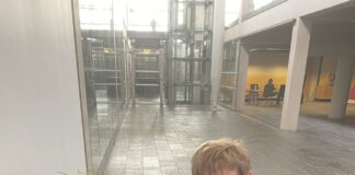 Joyce Watson MS tribute to Her Majesty, Queen Elizabeth Joyce Watson MS signing book of condolences Senedd min