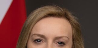 Truss’s levelling up ambitions undermined by decades-long resourcing fall in planning system Liz Truss Official Portrait min