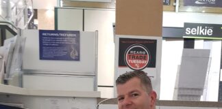 People are sharing pawfessional pictures of dogs in their office Nina min