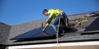 Experts welcome Octopus Energy’s 100% increase to solar export rate but other energy suppliers need to do more Solar panel installation 921b9bf9b6 min