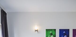 Experts reveal the Best and Worst Bedroom Colours for Sleep pexels malidate van 833045 min