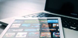 How can we start Blogging about Movie Websites? pexels pixabay 265685 min