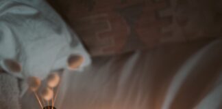 Expert reveals how to reduce cost-of-living stress before bed pexels taryn elliott 4099355 min scaled