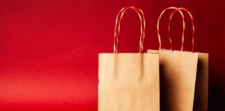 Seven New Year’s resolutions to help you save over £2,500 in a year, according to a Personal Finance Expert pexels george dolgikh 1666067 min