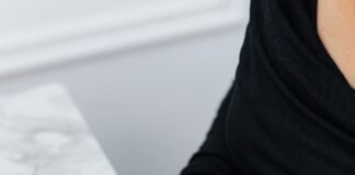 Top reasons why businesses Migrate G-Suite to Office 365 pexels karolina grabowska 4959937 min scaled