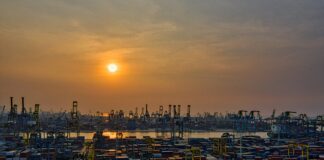 £7 million tech fund to decarbonise freight and boost innovation pexels tom fisk 3057960 min scaled