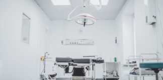 Compensation in Wales: Know Your Rights and Set Your Expectations arseny togulev DE6rYp1nAho unsplash min scaled