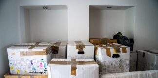 Life in Britain is so awful that half the country wants to flee abroad – new research michal balog 66NaCdBrkCs unsplash min