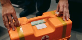 How to Become a Workplace First Aider pexels mikhail nilov 8943182 min scaled