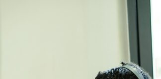 How to select the best writing service based on reviews and personal needs. pexels olha ruskykh 7504871 1 min scaled