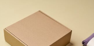 Private label vs white label pexels ron lach 9594148 min