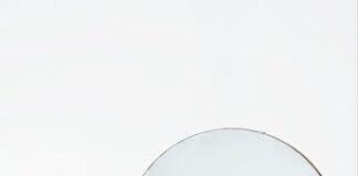 HANNAH ROSE PLATT – confirms CARDIFF Show this April || Releases “Feeding Time For Monsters” unnamed 1079 min