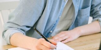 UK-based Professional Paper Writing Services Specialties for Academic Level Students pexels ivan samkov 4240497 min scaled