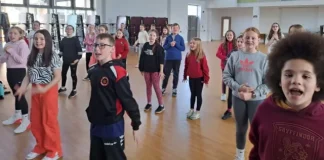 10 diwrnod i fynd tan Eisteddfod yr Urdd 2023 Chwilior Chwedl scaled 1