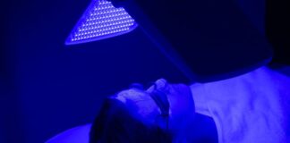 Blue light the hidden skincare danger that causes ageing! bluelight image 02 desktop@2x min