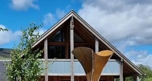 You can stay in these 5 AMAZING UK homes – all you have to do is pet sit image001