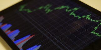 Keeping it local: Welsh DIY investors up to three times more likely to invest in a company based in their home city pexels burak the weekender 186461 min