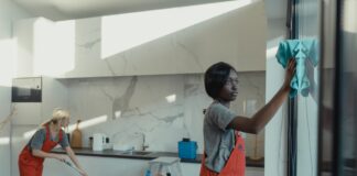 Cleaning Hacks When You’re in a Hurry : Top 6 pexels tima miroshnichenko 6197121 min