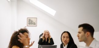 Mental Health Awareness Week – Expert shares tips to manage anxiety at work pexels yan krukau 7640830 min scaled