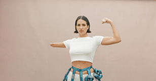 VICTORIA CANAL HEADING OUT ON UK TOUR WITH HOZIER – CARDIFF NEXT THURSDAY pastedGraphic min