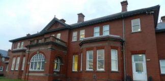 Ice Cream Parlour Plans Would Provide New Public Toilets pcnp