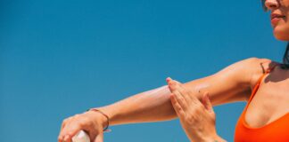 This is how much sunscreen you should use according to the experts pexels mikhail nilov 8157145 min scaled