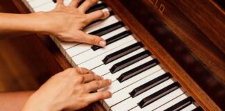 CWM Rhondda named Wales’ most popular funeral song piano playing min