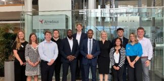Wales Economy Minister meets with Financial Service Leaders on Graduate Schemes 68946babb626828199f6d46195255b2a6addcfbf