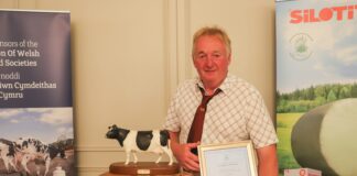 PEMBROKESHIRE STEALS TOP TROPHIES AT FWGS AWARDS DINNER FWGS 14 Morris Davies Milk Winner 1 min scaled