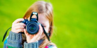 FUW Launches Photography Competition For 2024 Charity Calendar Girl with camera 2