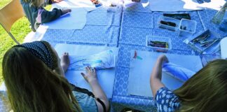 Dewch o hyd i hwyl greadigol wedi’i ysbrydoli gan Geiriau Diflanedig yn Oriel y Parc yr haf hwn OrielyParcWorkshop min