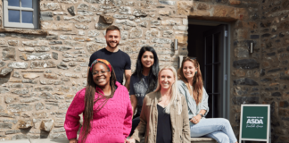 READY, STEADY, TIKTOK pasted image 0 1 min 1