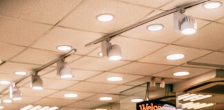 The most common job roles in Swansea and their risk of workplace accidents pexels meruyert gonullu 6161659 scaled