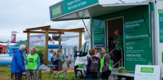 SAMARITANS PROMOTE THEIR WELSH LANGUAGE HELPLINE AT EISTEDDFOD 2023 Eisteddfod 1 min