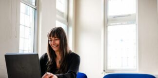 Woman from Pembroke wins Inspire! Award after retraining as a key worker during the pandemic 01EmmaHowells uploaded