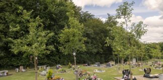 Crematorium to donate to Dementia UK for every memorial purchased 40a86ac8e54c766889a909526189cf41