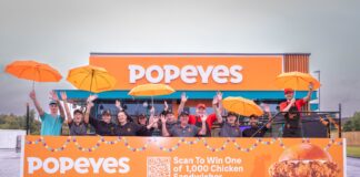 BARRHEAD RESTAURANT LOVED BY BEYONCE TO GIVE AWAY 1,000 FREE CHICKEN SANDWICHES SY Popeyes® Glasgow009 min scaled